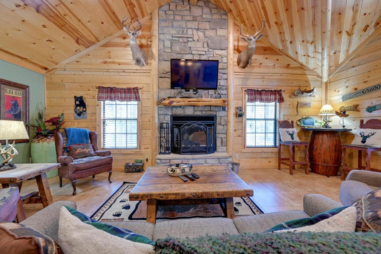 Broken Bow Cabin With Hot Tub And Deck - 4 Mi To Lake! Exterior photo