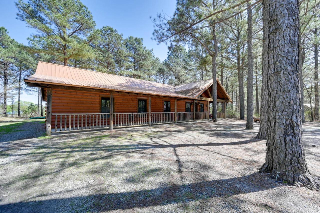Broken Bow Cabin With Hot Tub And Deck - 4 Mi To Lake! Exterior photo