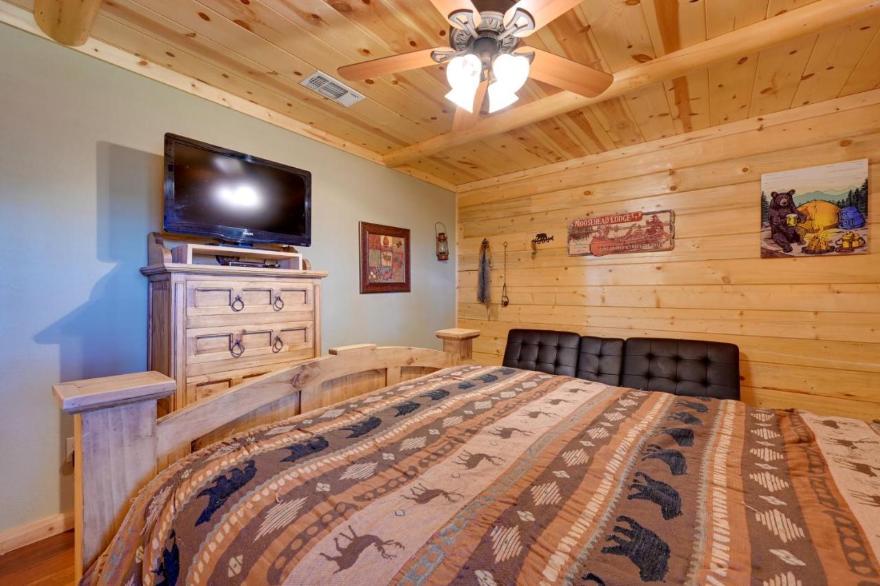Broken Bow Cabin With Hot Tub And Deck - 4 Mi To Lake! Exterior photo