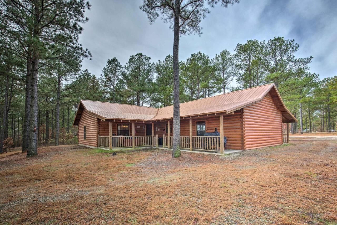 Broken Bow Cabin With Hot Tub And Deck - 4 Mi To Lake! Exterior photo